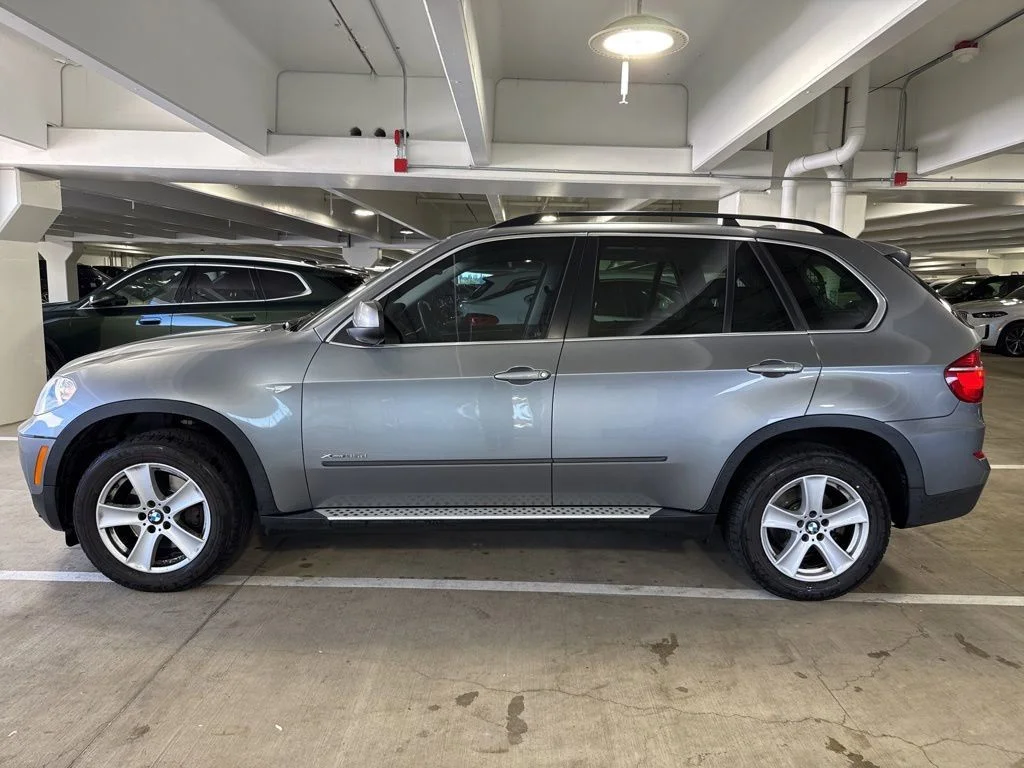 Used 2013 Space Gray Metallic BMW xDrive35d image 4