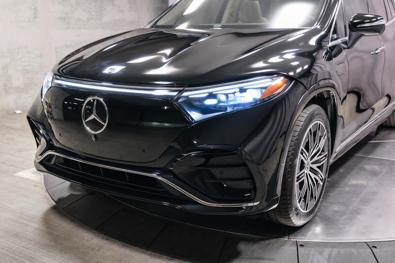 Certified Used 2023 Black Mercedes-Benz EQS 450+ image 11