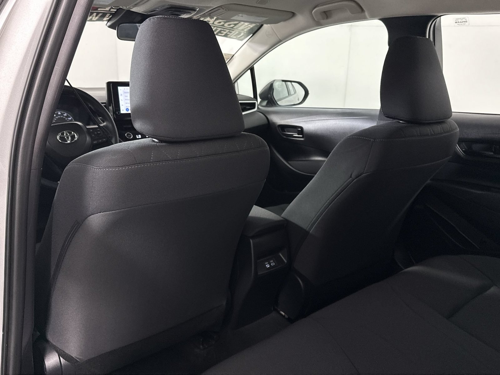 Used 2025 Silver Toyota LE image 22