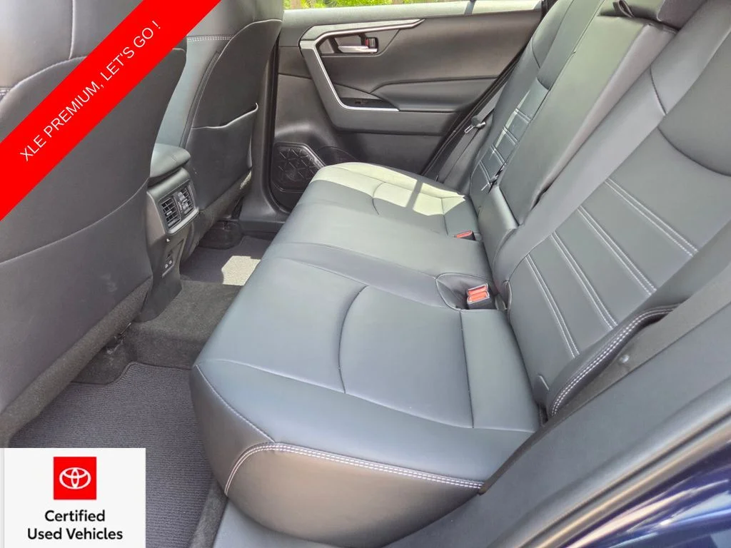 Certified Used 2023  Toyota XLE Premium image 22