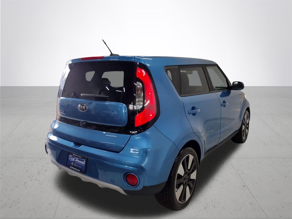 Used 2019 Caribbean Blue Kia Plus image 13