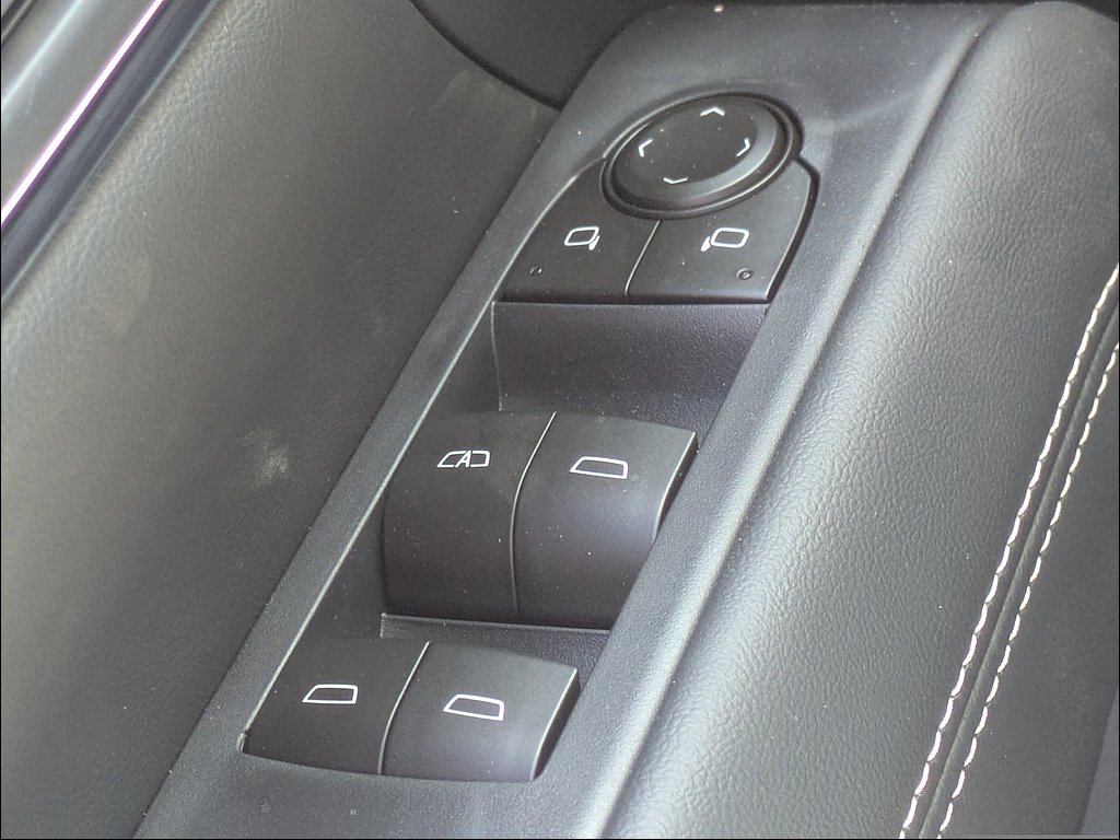 New 2026 Sterling Metallic GMC Elevation image 27