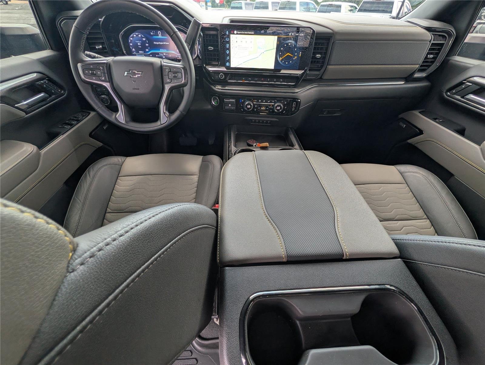 Used 2025 Black Chevrolet ZR2 image 31