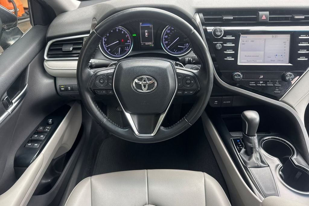 Certified Used 2018 Gray Toyota SE image 17