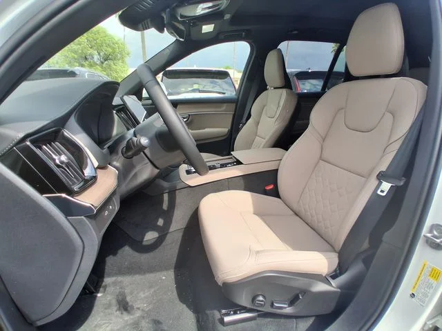 New 2026 Crystal White Volvo Plus image 15