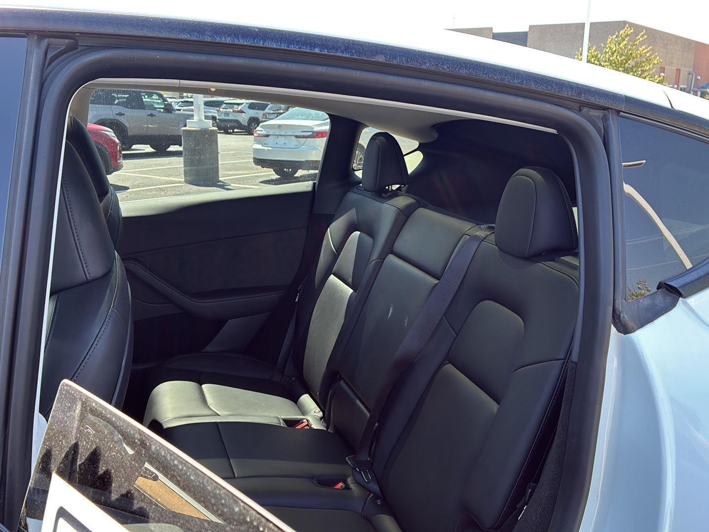 Used 2023 WHIT Tesla Performance image 5