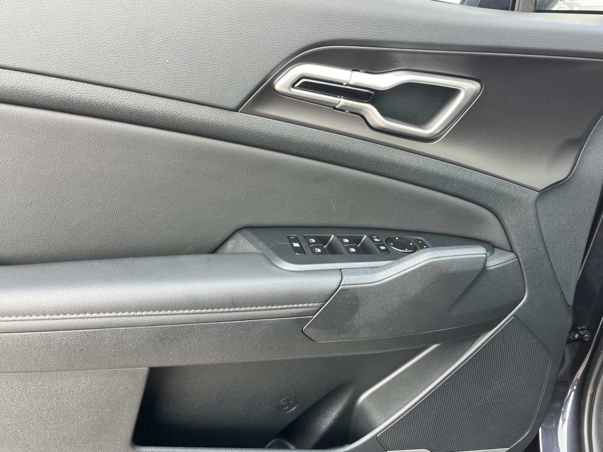 New 2026 Panthera Metal Kia EX image 20