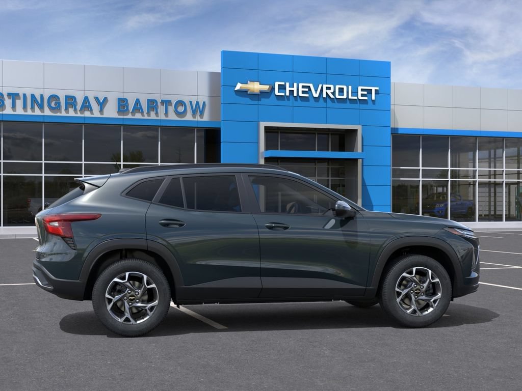 2026 Chevrolet Trax LT - Photo 6