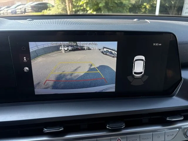 Certified Used 2024 White Pearl Kia S image 17
