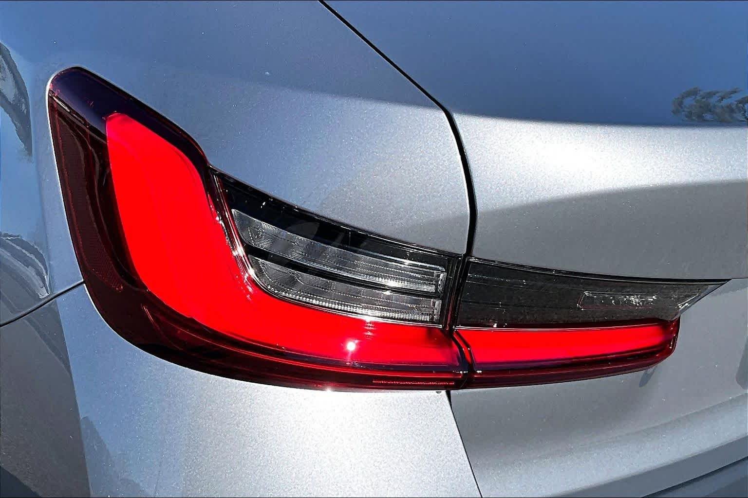 New 2026 Skyscraper Grey Metallic BMW 330i NA image 14