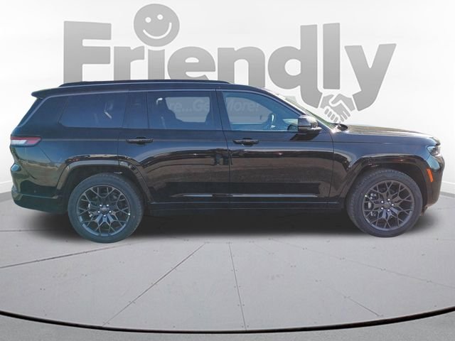 New 2026 Diamond Black Crystal Pearl-Coat Exterior Paint Jeep Summit image 4