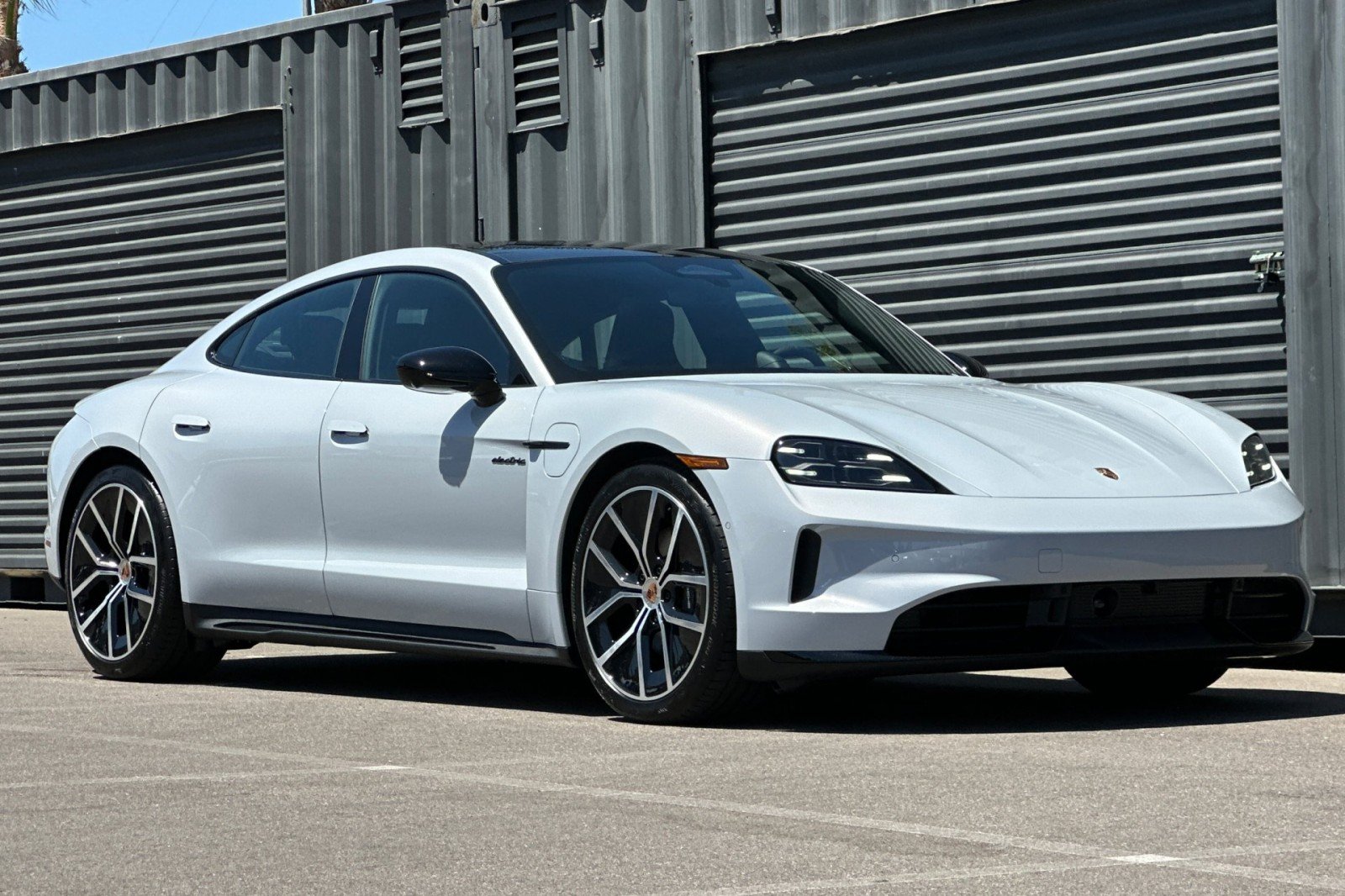 New 2026 Ice Grey Metallic Porsche Black Edition image 10