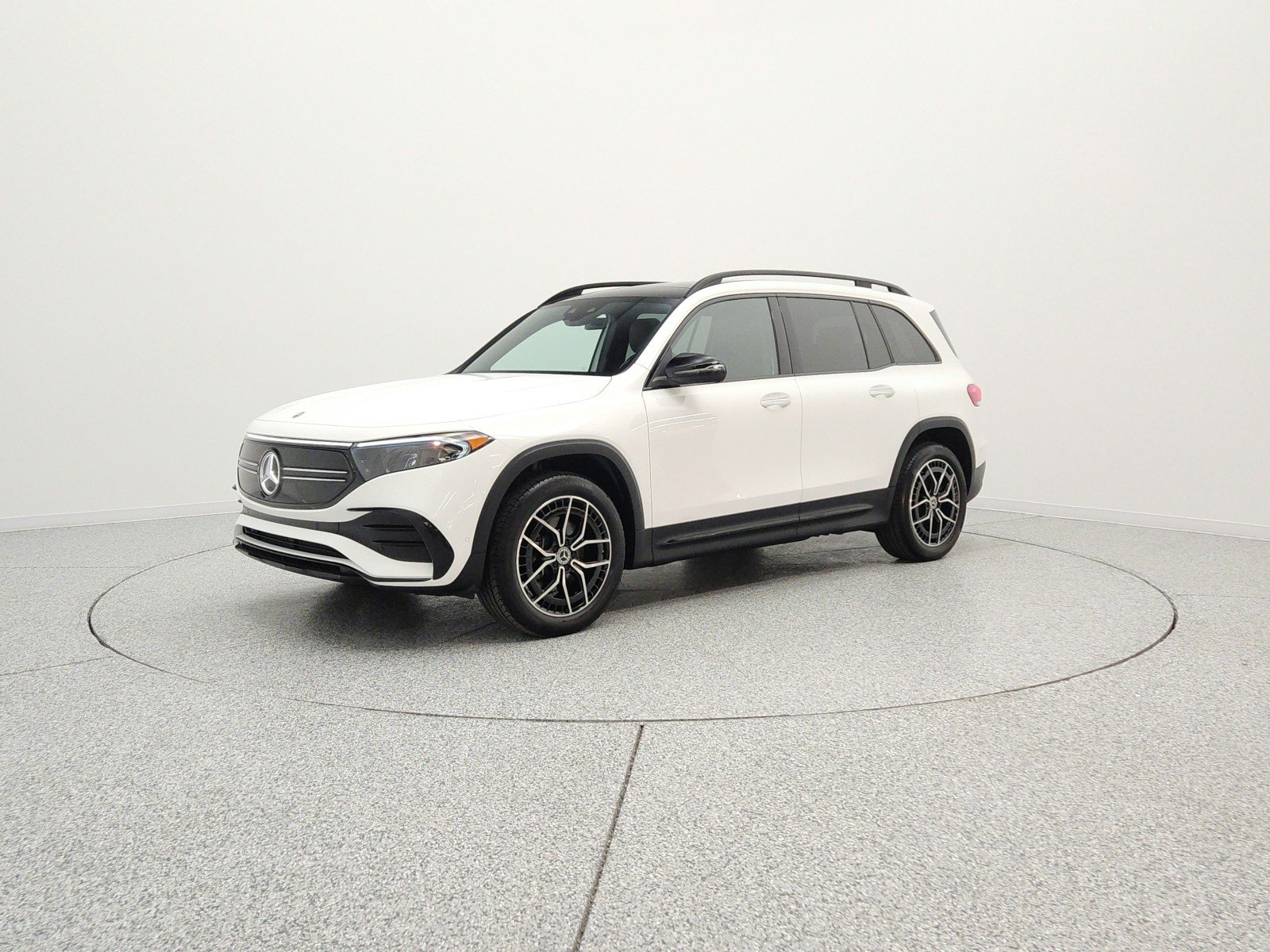 Used 2023 Polar White Mercedes-Benz EQB 350 4MATIC® SUV image 1