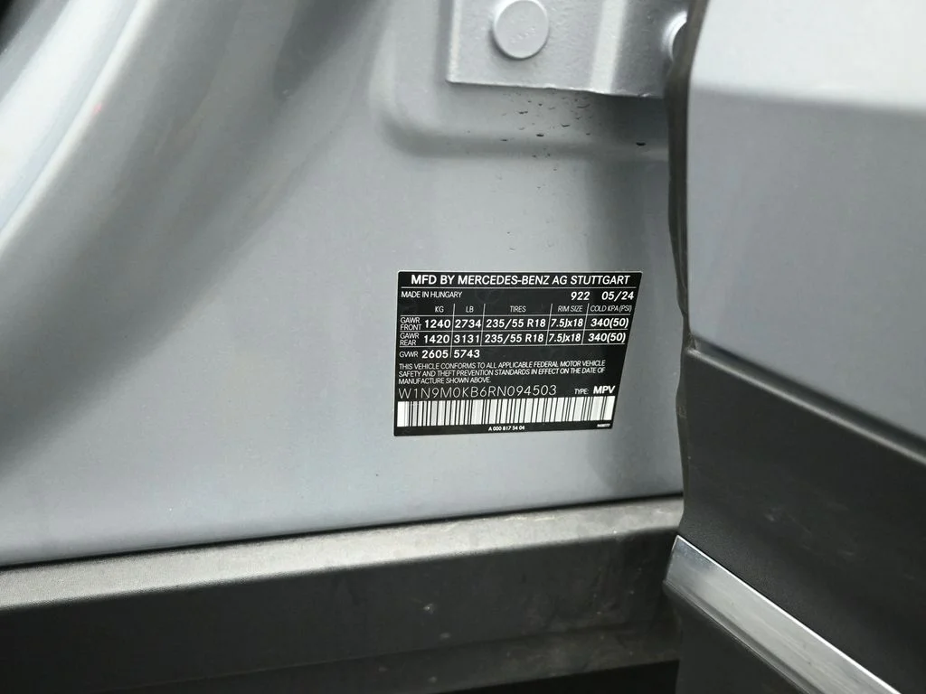 Used 2024 Cirrus Silver Metallic Mercedes-Benz 300 image 33
