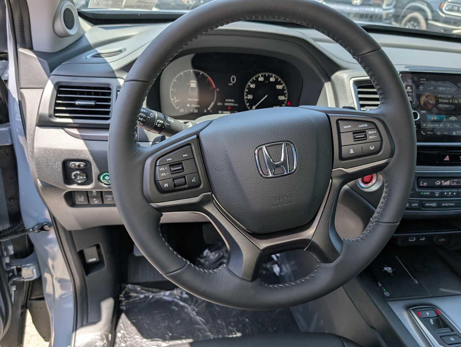 New 2026 Sonic Gray Pearl Honda RTL image 31