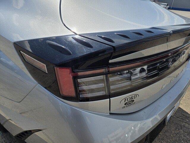 Used 2025 Aero Silver Hyundai SEL image 28