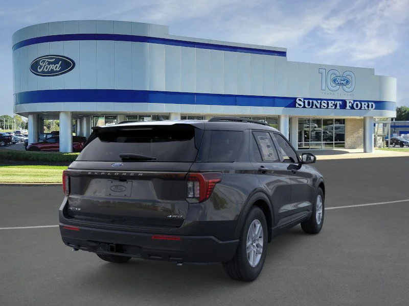 New 2026 Agate Black Metallic Ford Active™ image 8