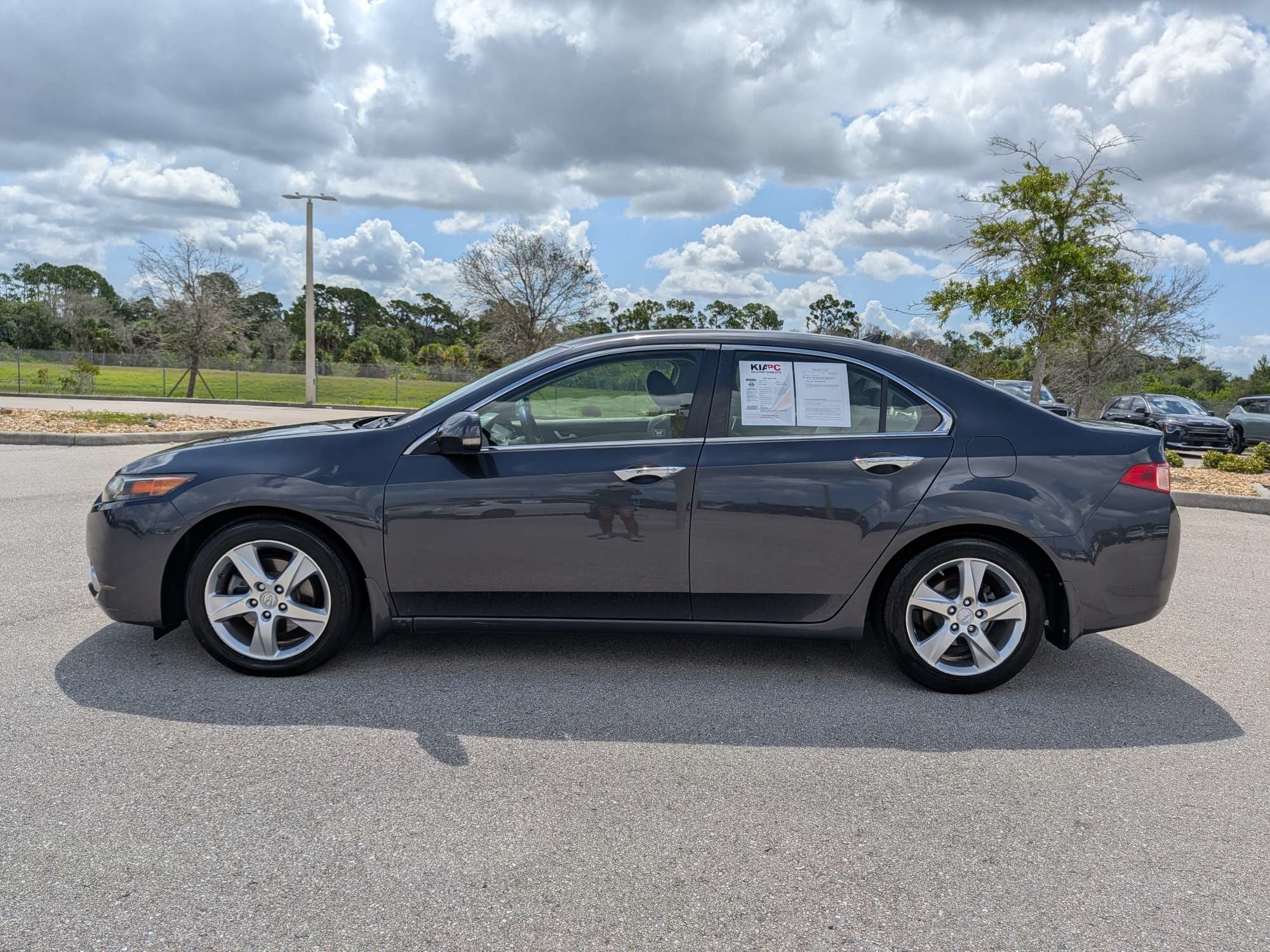 Used 2012 Graphite Luster Metallic Acura Tech Pkg image 8