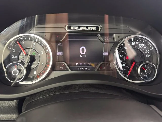 Certified Used 2019 Diamond Black Ram Laramie image 18