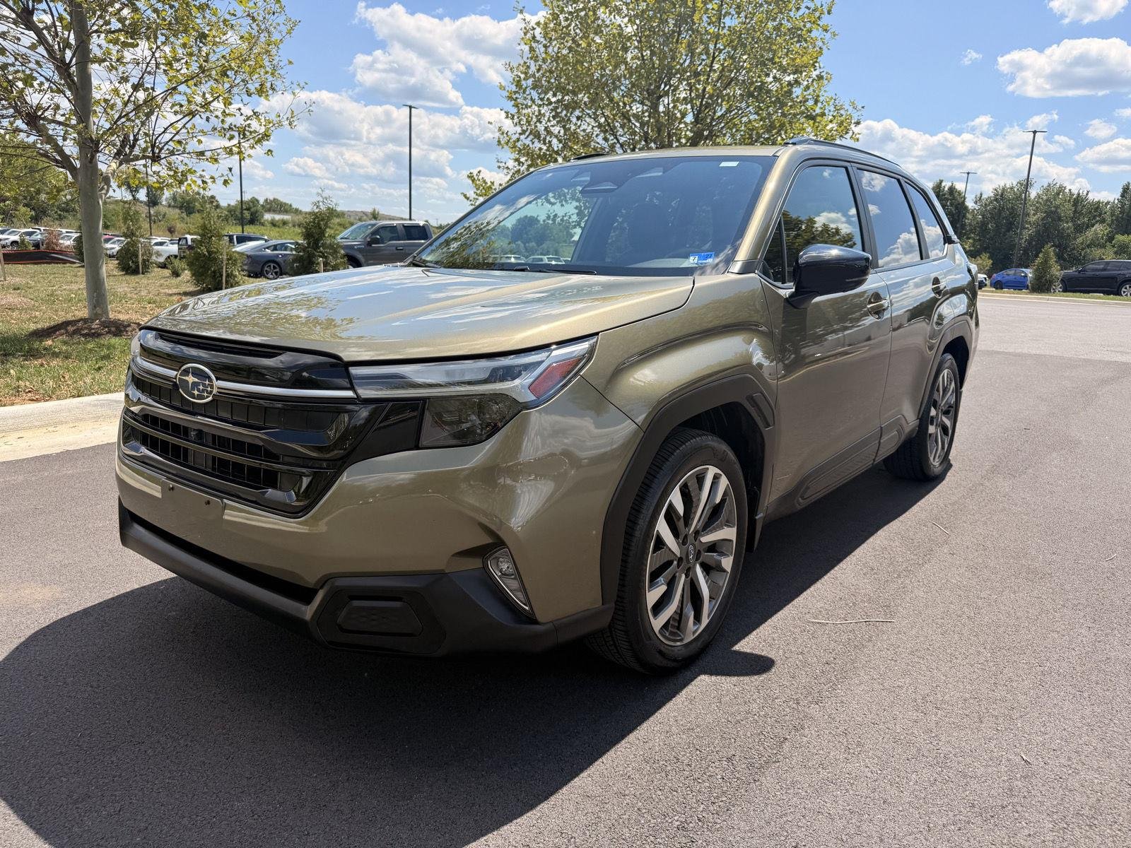 Used 2025 Autumn Green Metallic Subaru Touring image 2