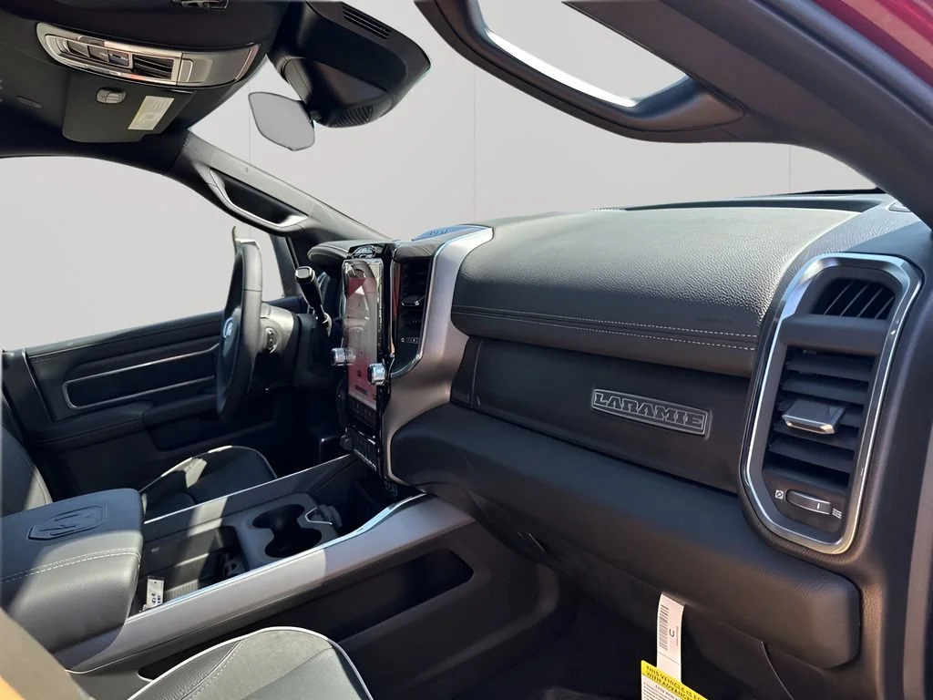 New 2026 Molten Red Pearl-Coat Exterior Paint RAM Laramie image 17