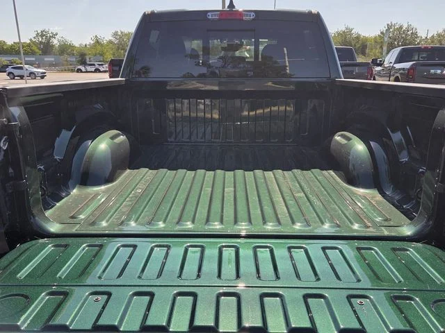 New 2026 Serrano-Green Metallic Exterior Paint RAM Big Horn/Lone Star image 7