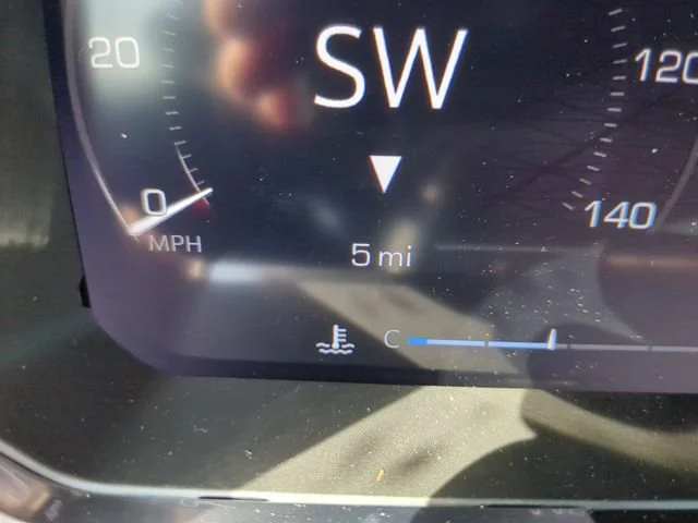 New 2026 Sterling Metallic GMC Elevation image 18