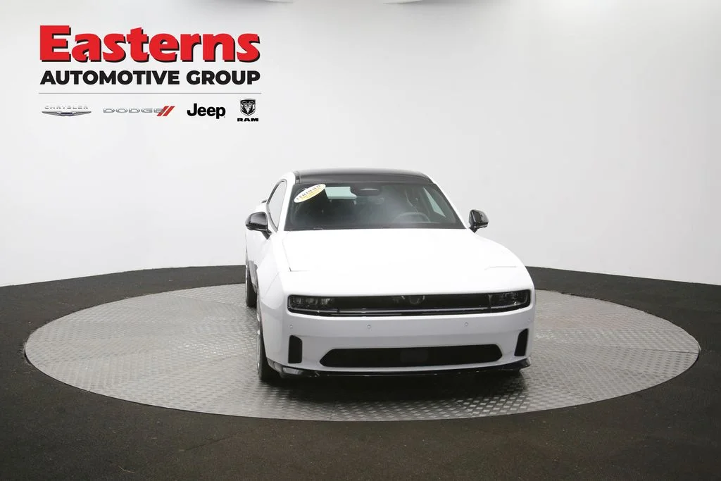 Certified Used 2024 White Dodge R/T Scat Pack image 51