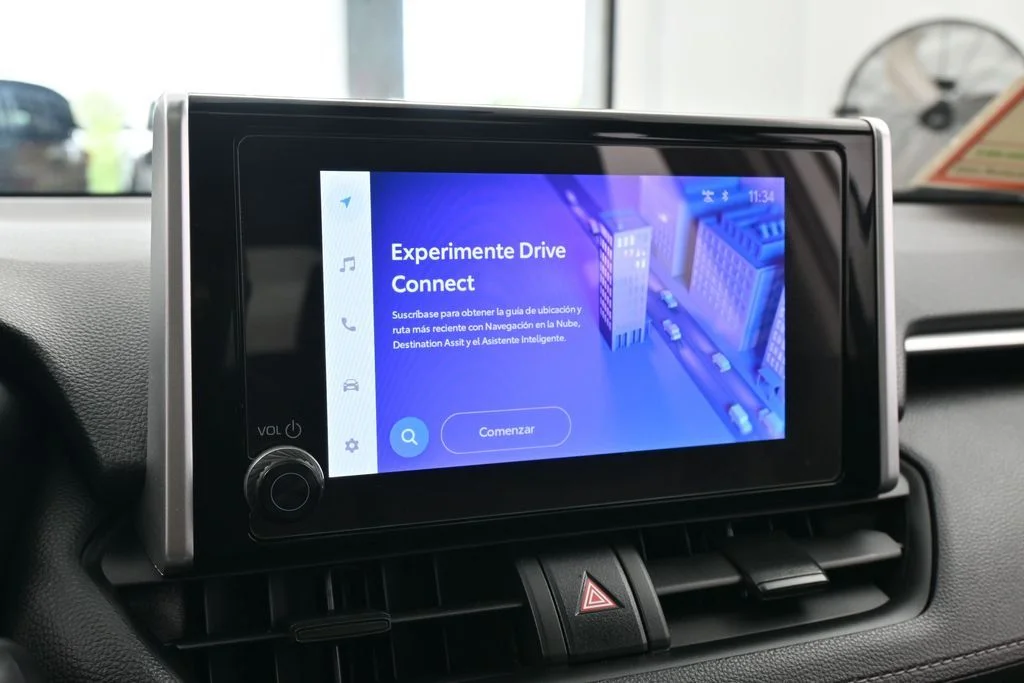 Used 2025 Ice Toyota XLE image 16