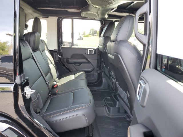 New 2027 Black Clear-Coat Paint Jeep Sahara image 23