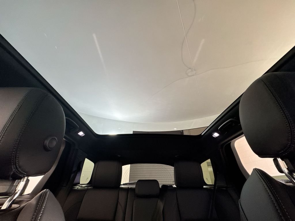 Certified Used 2025 Black Land Rover SE image 19
