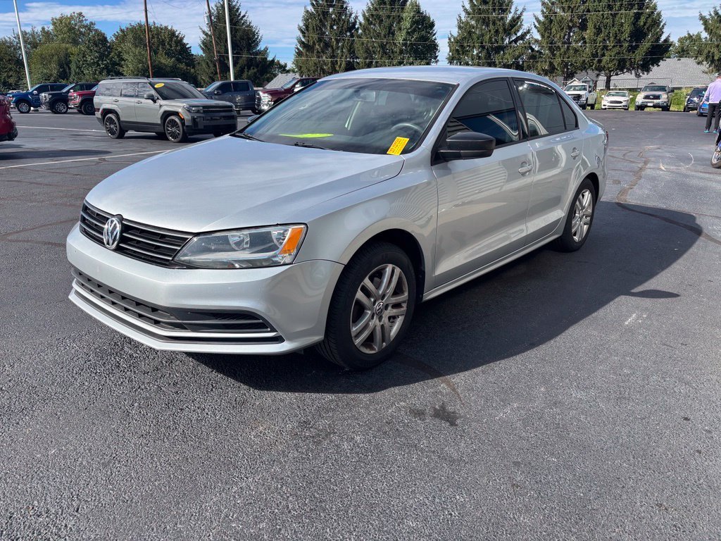 Used 2015 Reflex Silver Metallic Volkswagen 2.0L S image 8