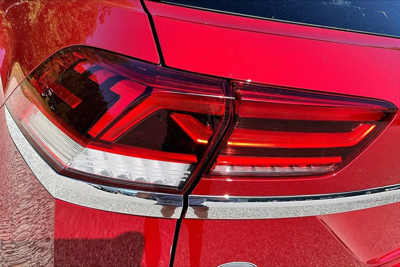 Certified Used 2021 Aurora Red Metallic Volkswagen 3.6L V6 SEL Premium R-Line image 28