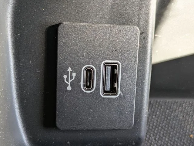 New 2026 Carbonized Gray Metallic Ford XLT image 22