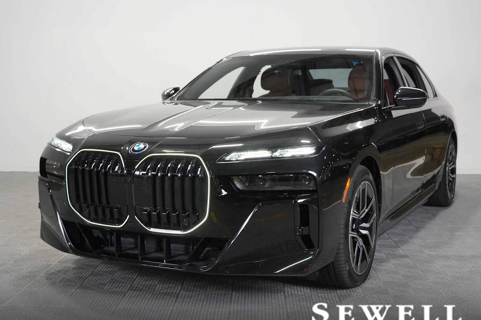 2025 BMW i7 xDrive60 Sedan's photo