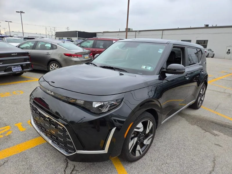 Used 2023 Black Kia GT-Line image 1