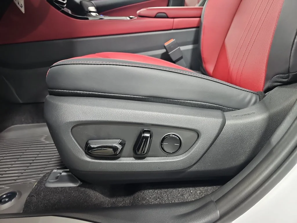 New 2026 Ultra White Lexus PREMIUM image 28