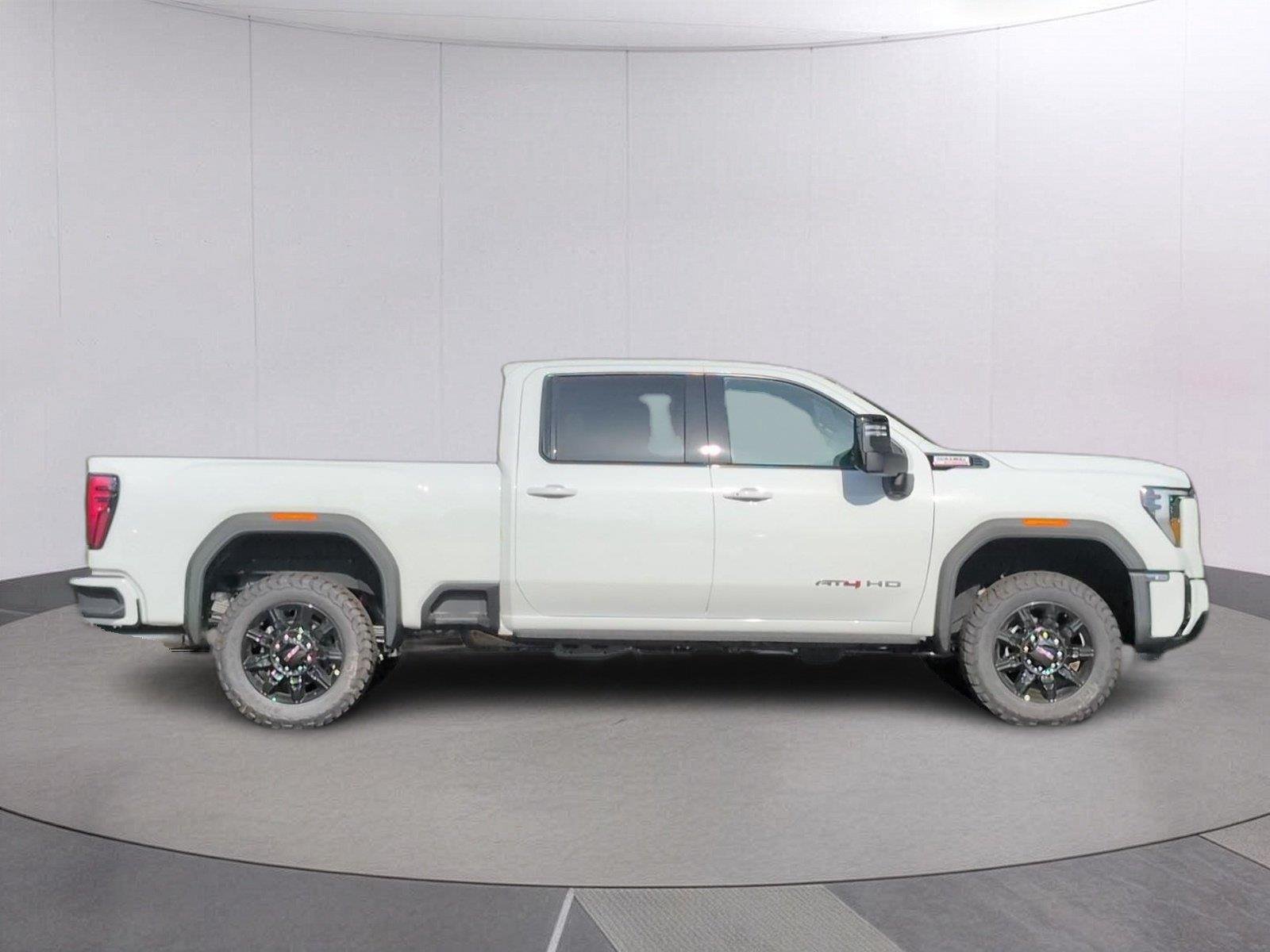 New 2026 Summit White GMC AT4 image 8