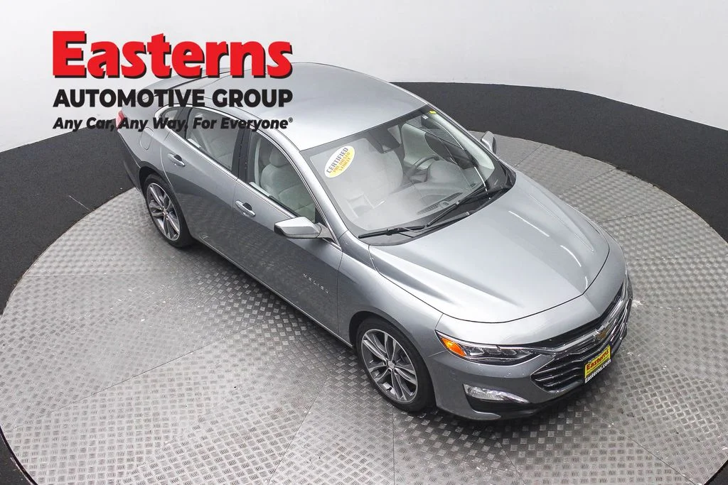 Used 2024 Gray Chevrolet LT image 3