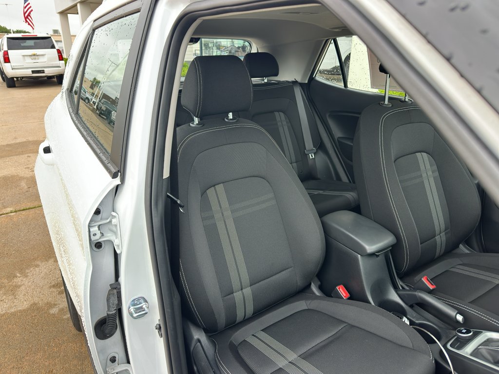 Used 2025 Onyx Black Hyundai SEL image 29