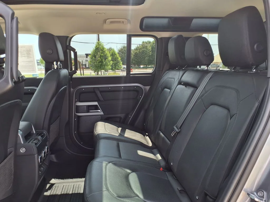Used 2023 Black Land Rover SE image 16