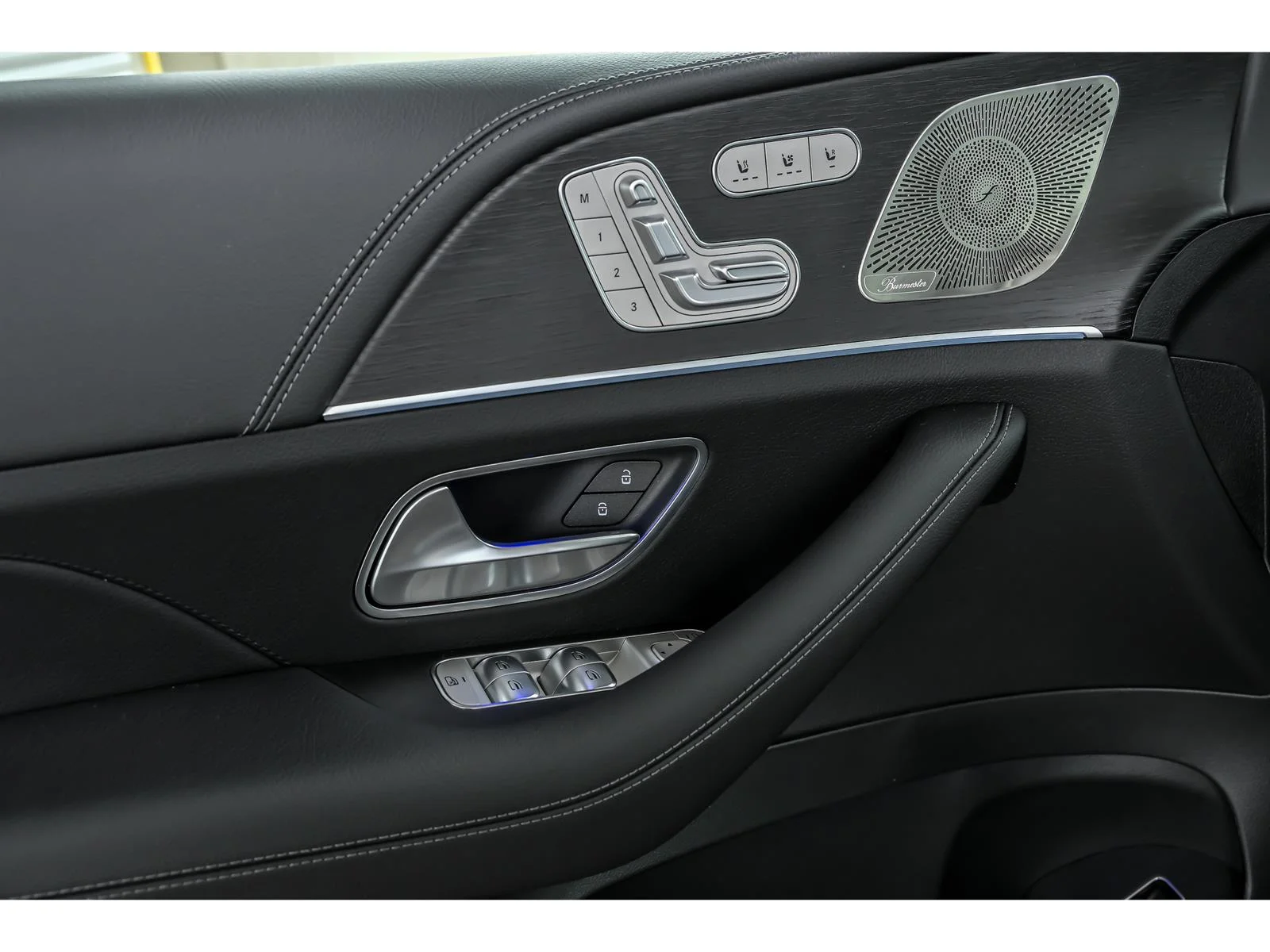 New 2026 Cirrus Silver Metallic Mercedes-Benz GLE 450 4MATIC® image 5