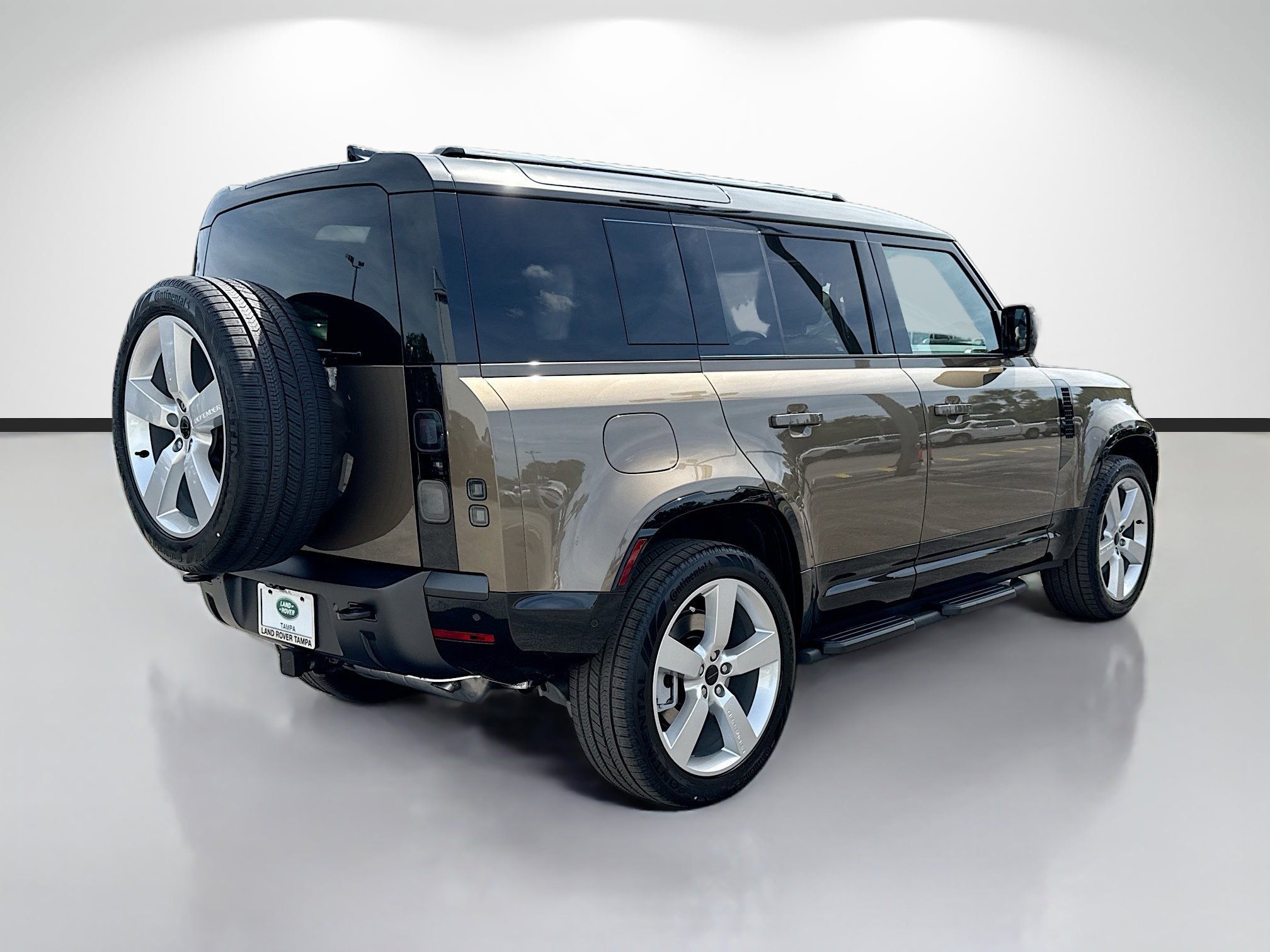 New 2026 Gondwana Stone LAND ROVER X-Dynamic SE image 5