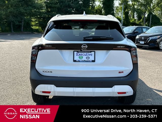 Used 2025 White Nissan SR image 3