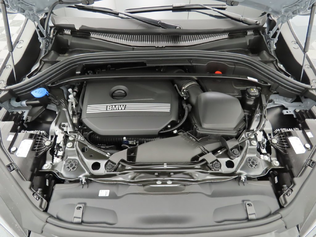 Certified Used 2026 Gray Metallic BMW xDrive28i image 29