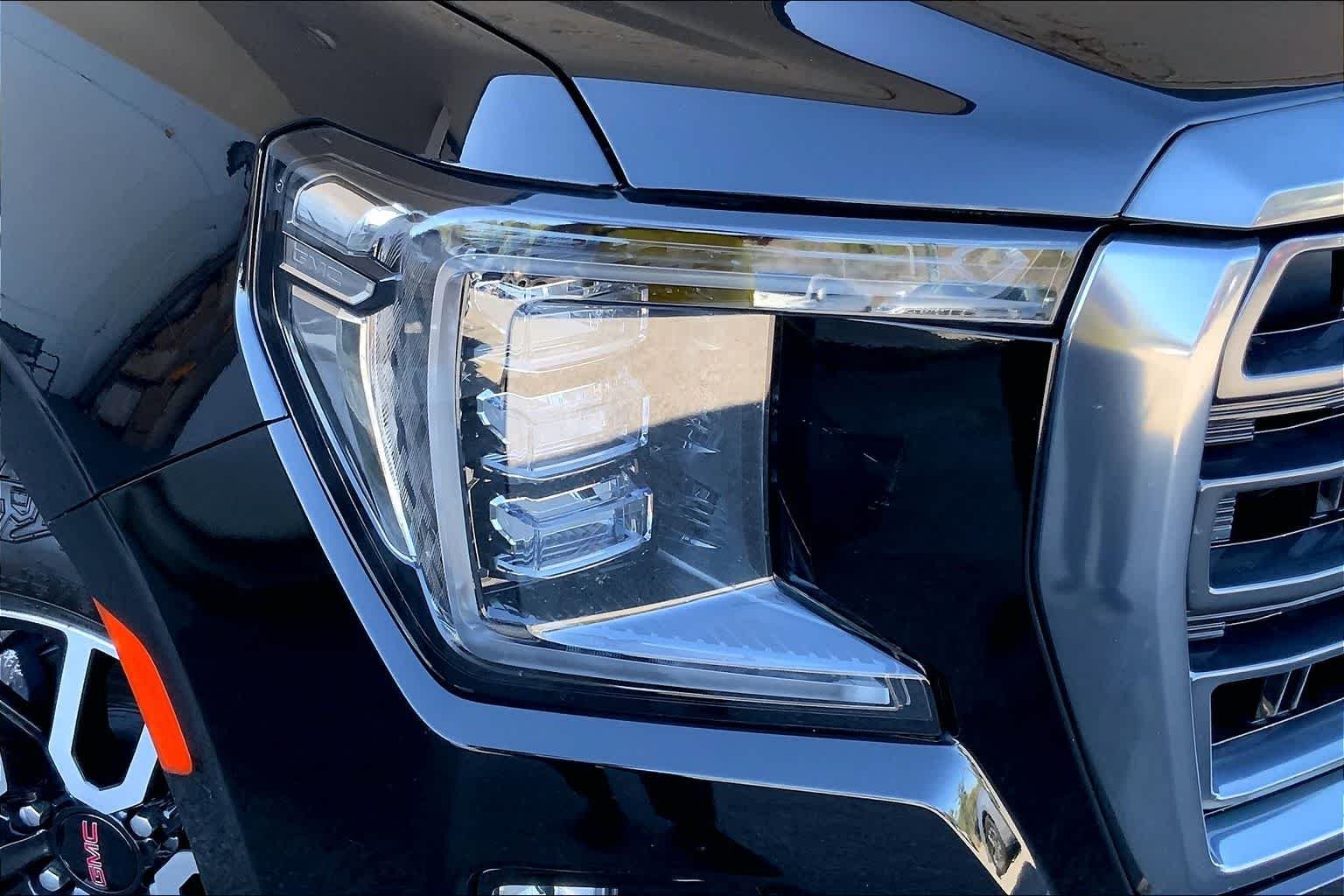 Used 2024 Onyx Black GMC AT4 image 27