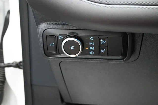Certified Used 2025 Space White Metallic Ford Platinum image 11