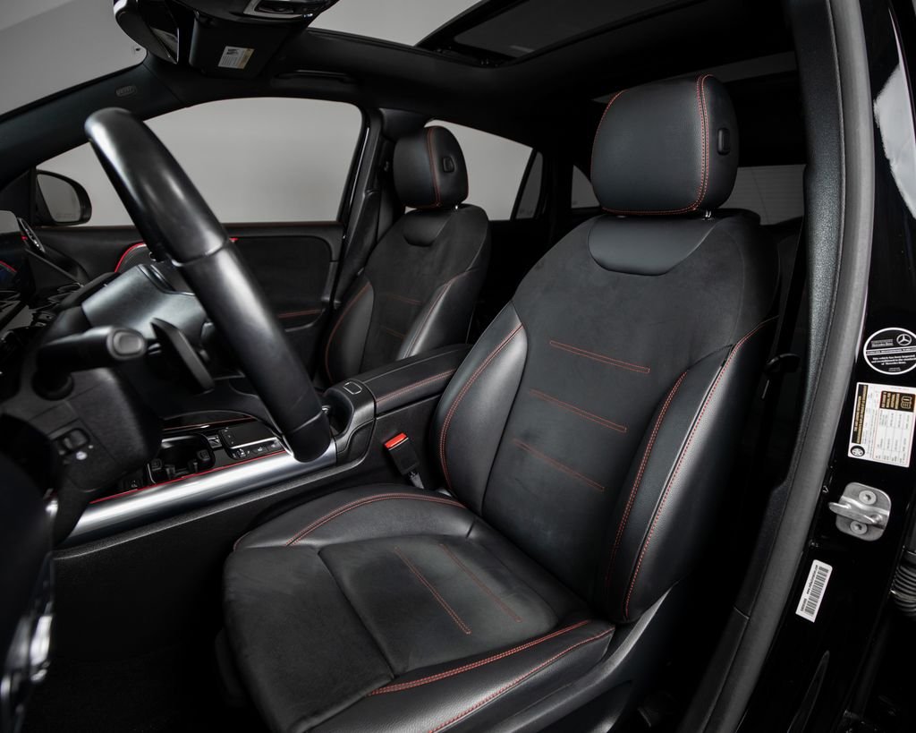 Certified Used 2023 Black Mercedes-Benz GLA 250 image 5
