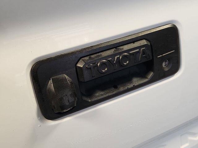 Used 2017 White Toyota SR image 27