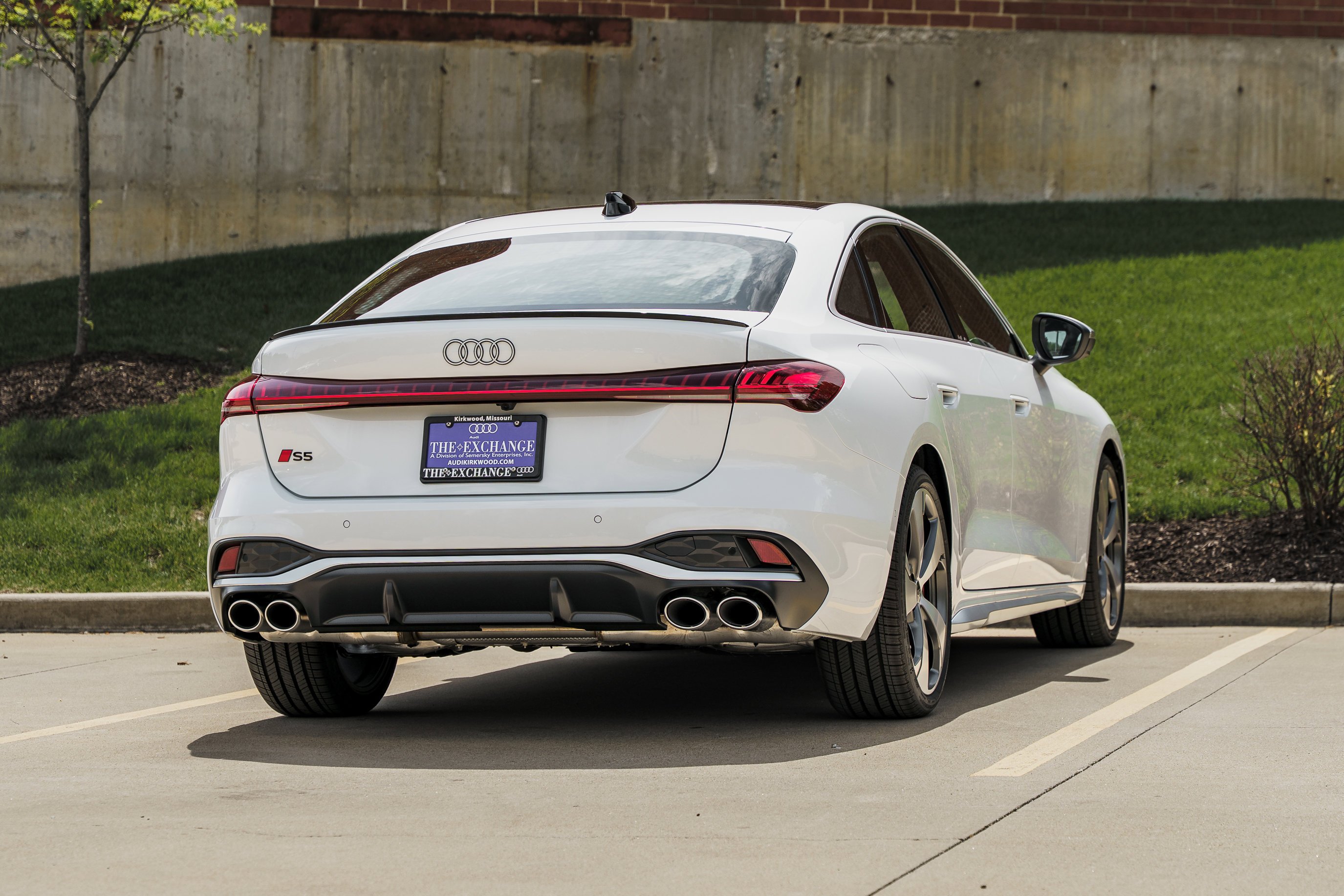 New 2026 Glacier White Metallic Audi Premium Plus image 4